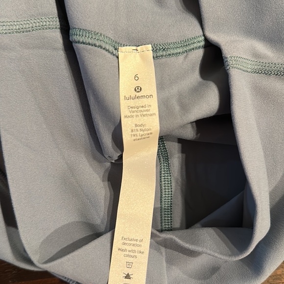 Lululemon. Align Crop 21” - Picture 3 of 3